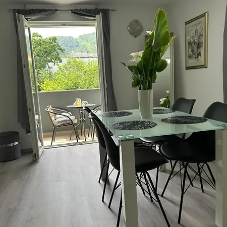 アパート Bubalo *