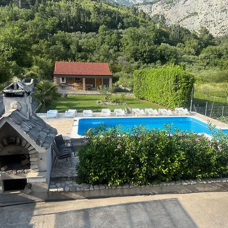 Apartamento Bubalo Omiš